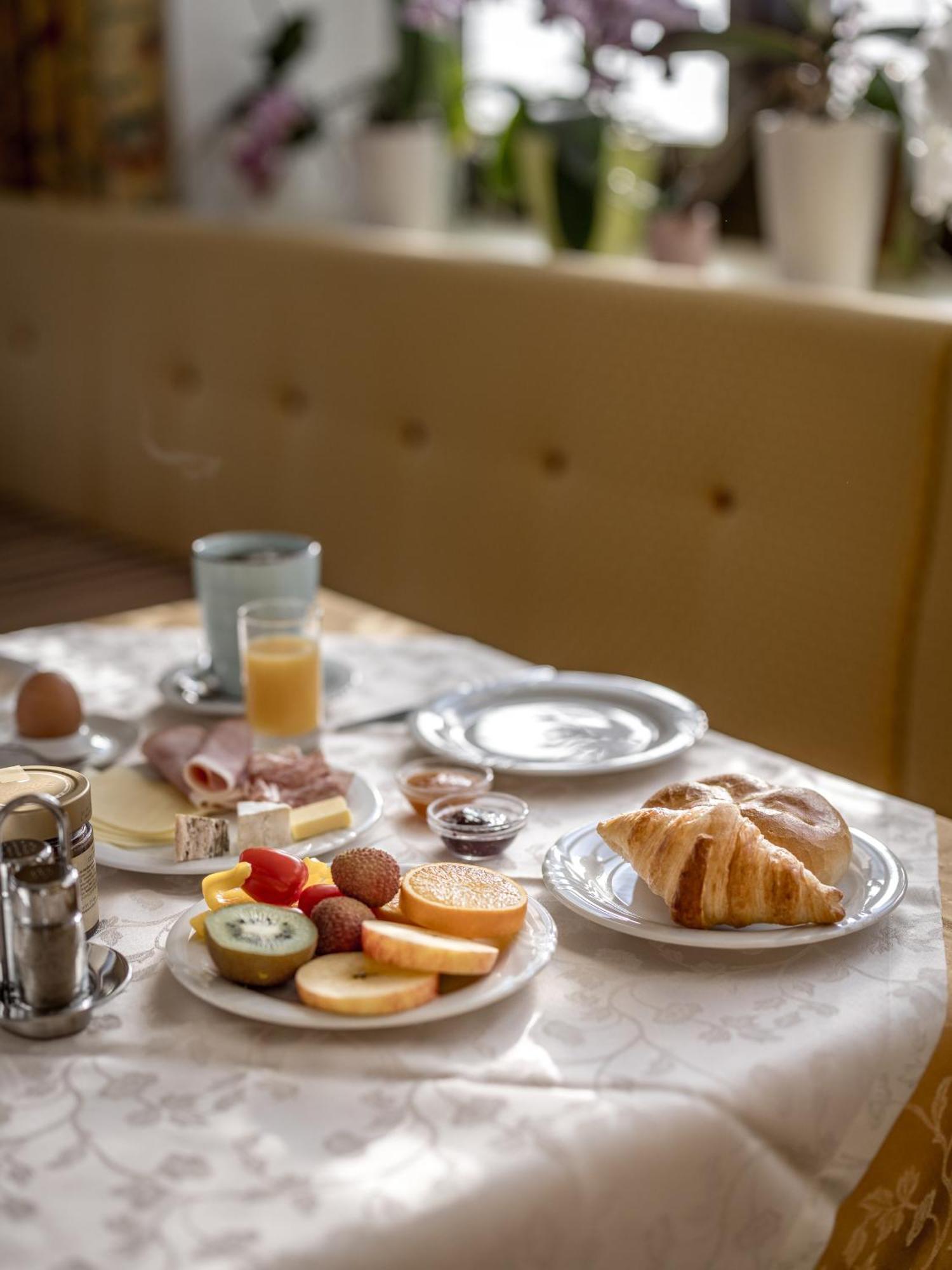 Hotel Garni Europa Санкт Антон ам Арлберг Екстериор снимка